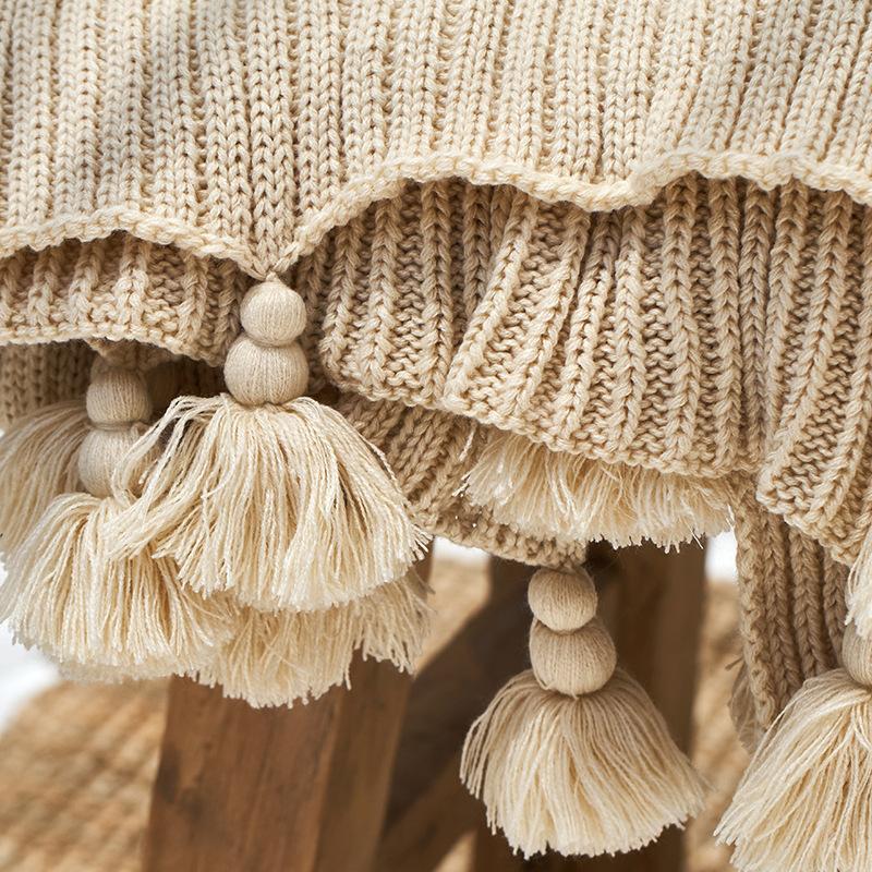 Pom Pom Blanket