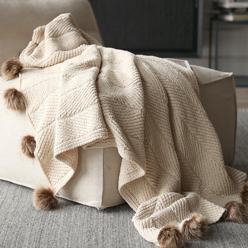 Pom Pom Fur Soft Blanket