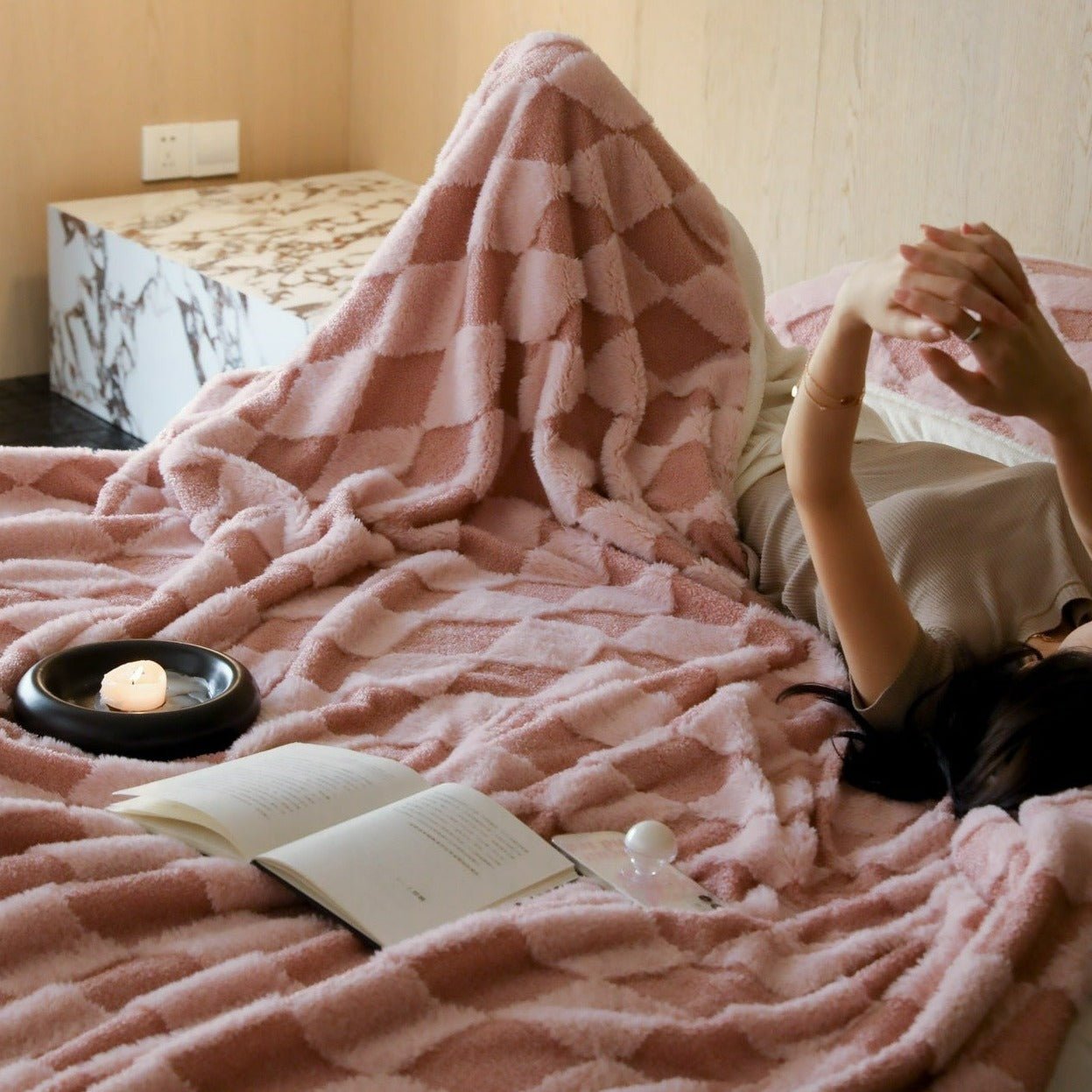 Queen of Diamonds Blanket