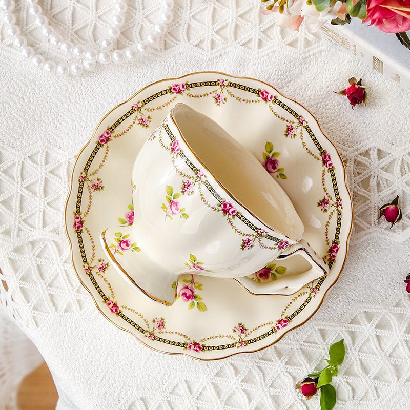 Regal Teacup & Pot