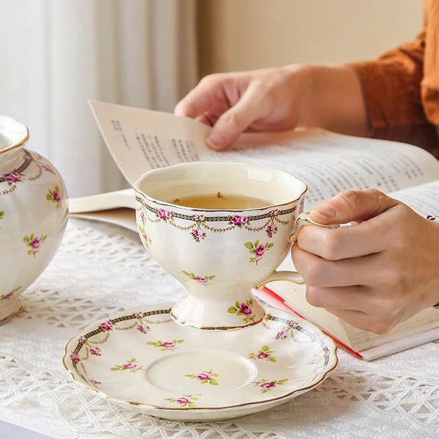Regal Teacup & Pot