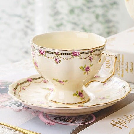 Regal Teacup & Pot