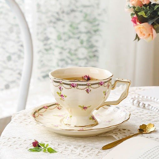 Regal Teacup & Pot