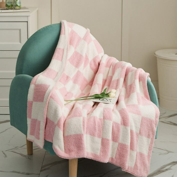 Retro Checkerboard Plus Soft Blanket