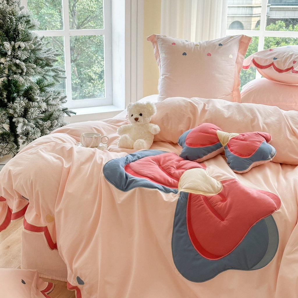 Ribbon Of The Heart Bedding Set