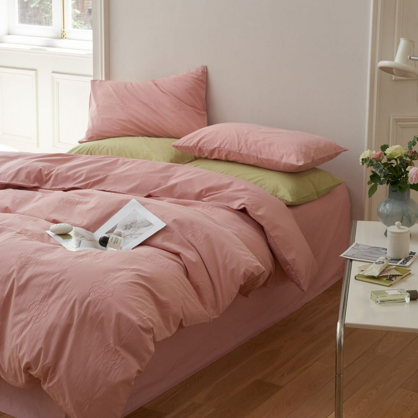 Rose Textured Bedding Set
