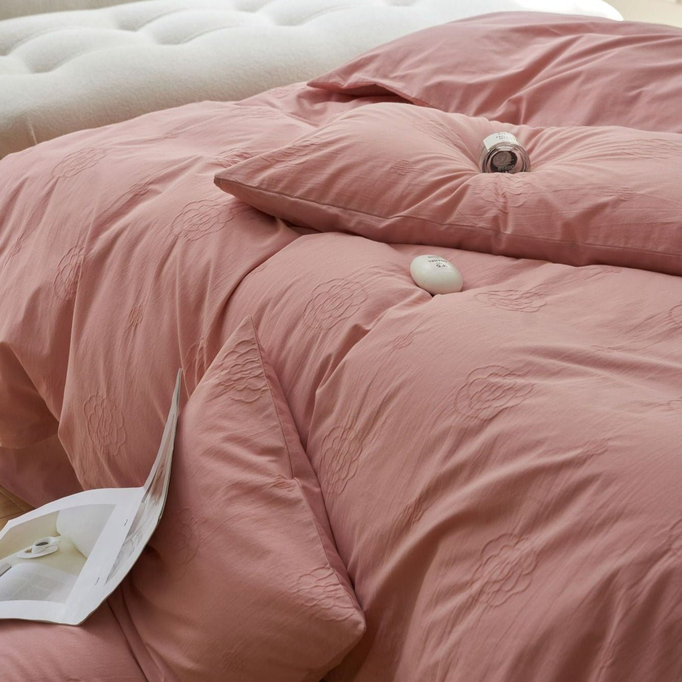 Rose Textured Bedding Set
