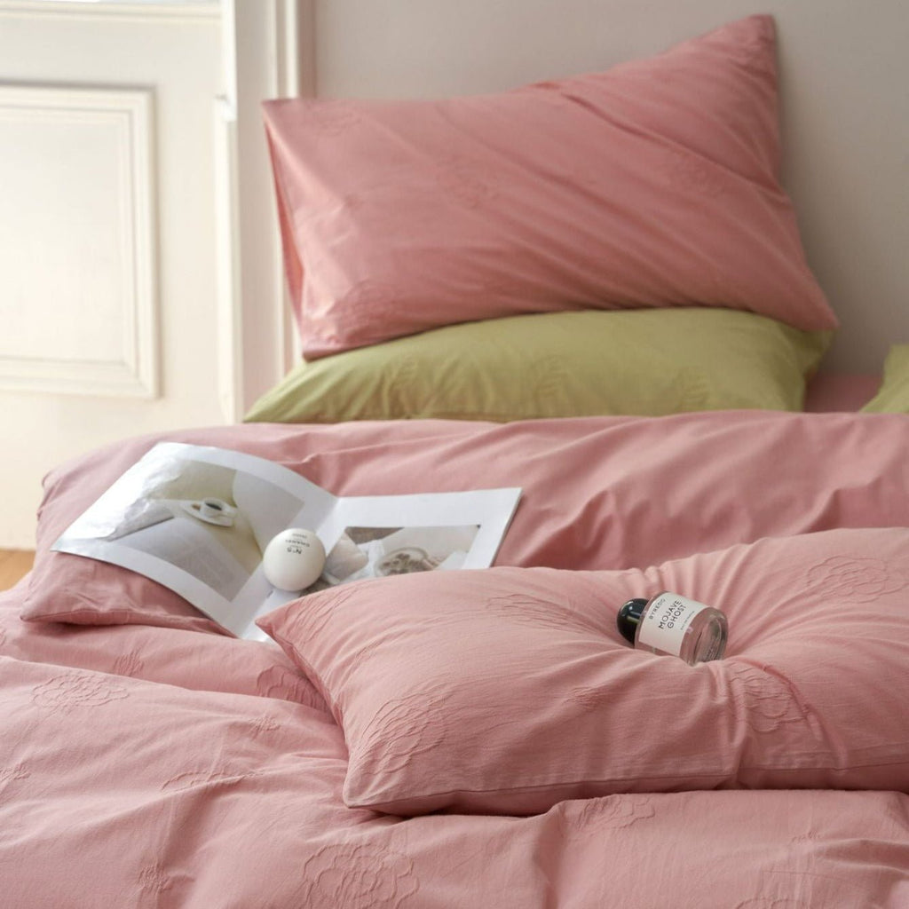 Rose Textured Bedding Set