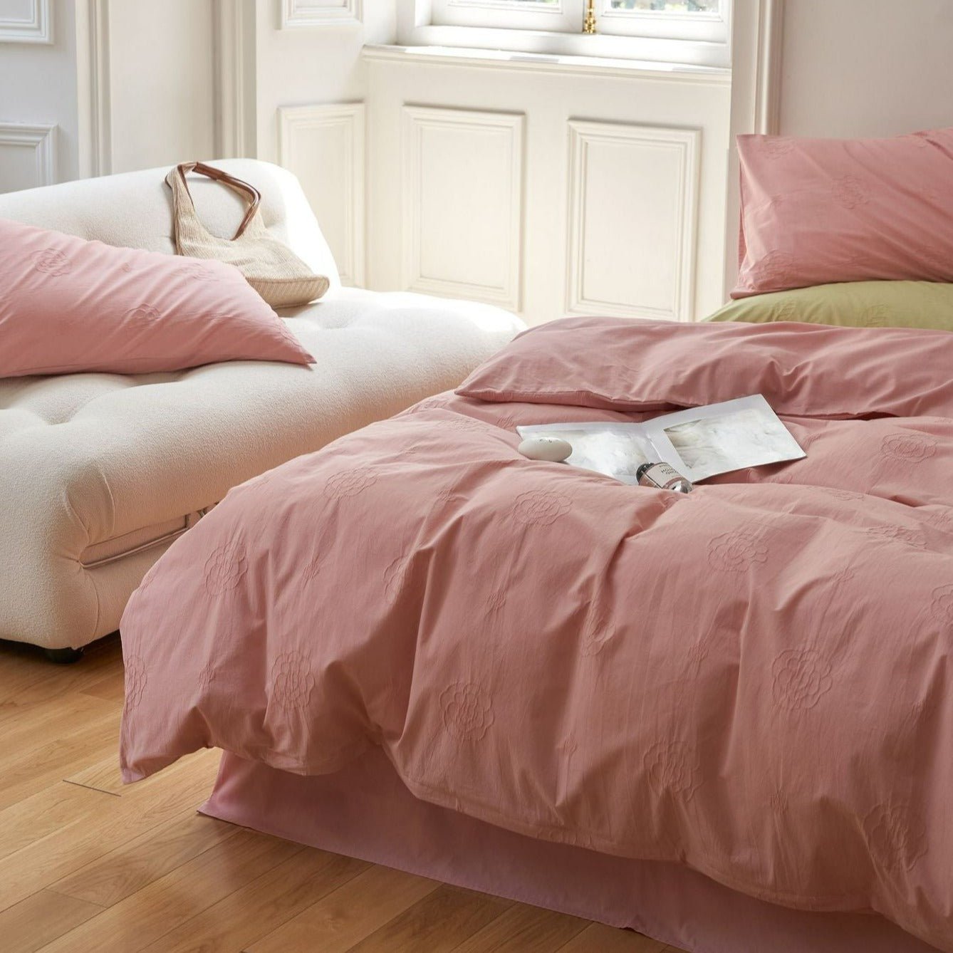 Rose Textured Bedding Set