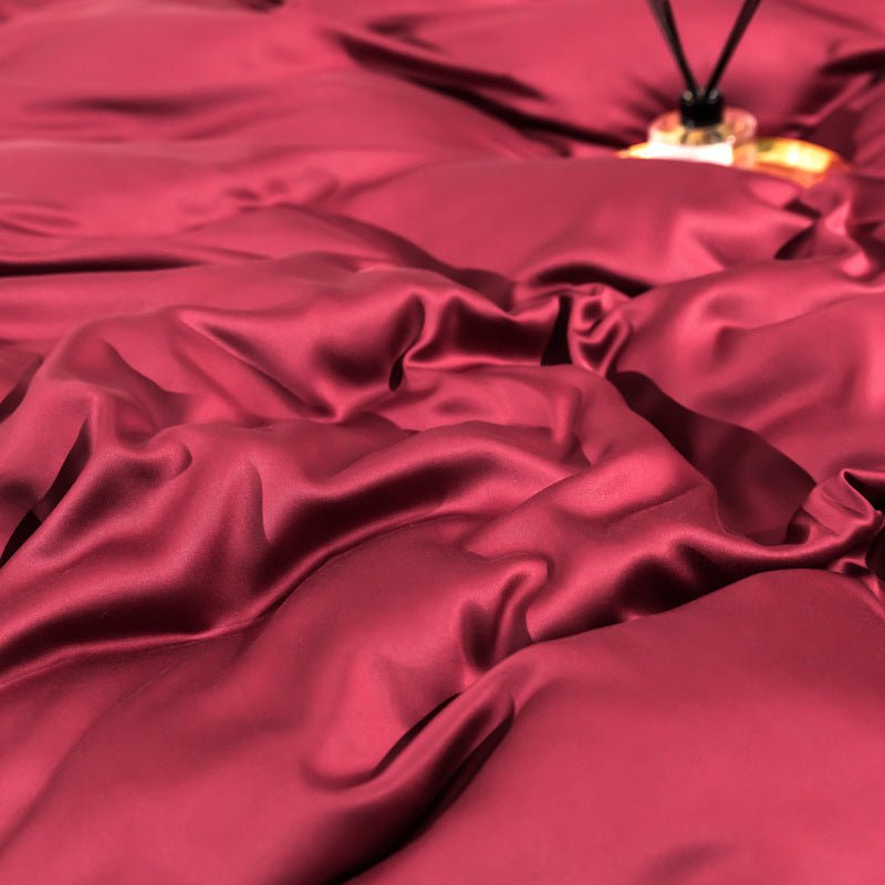 Royal Scarlet Bedding Set
