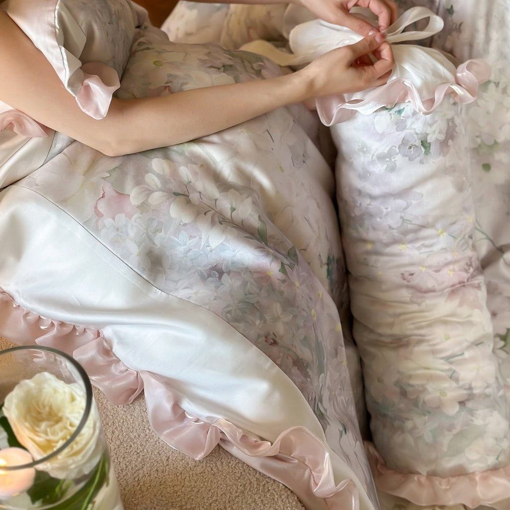 Royal Water flower Truffle Bedding Set