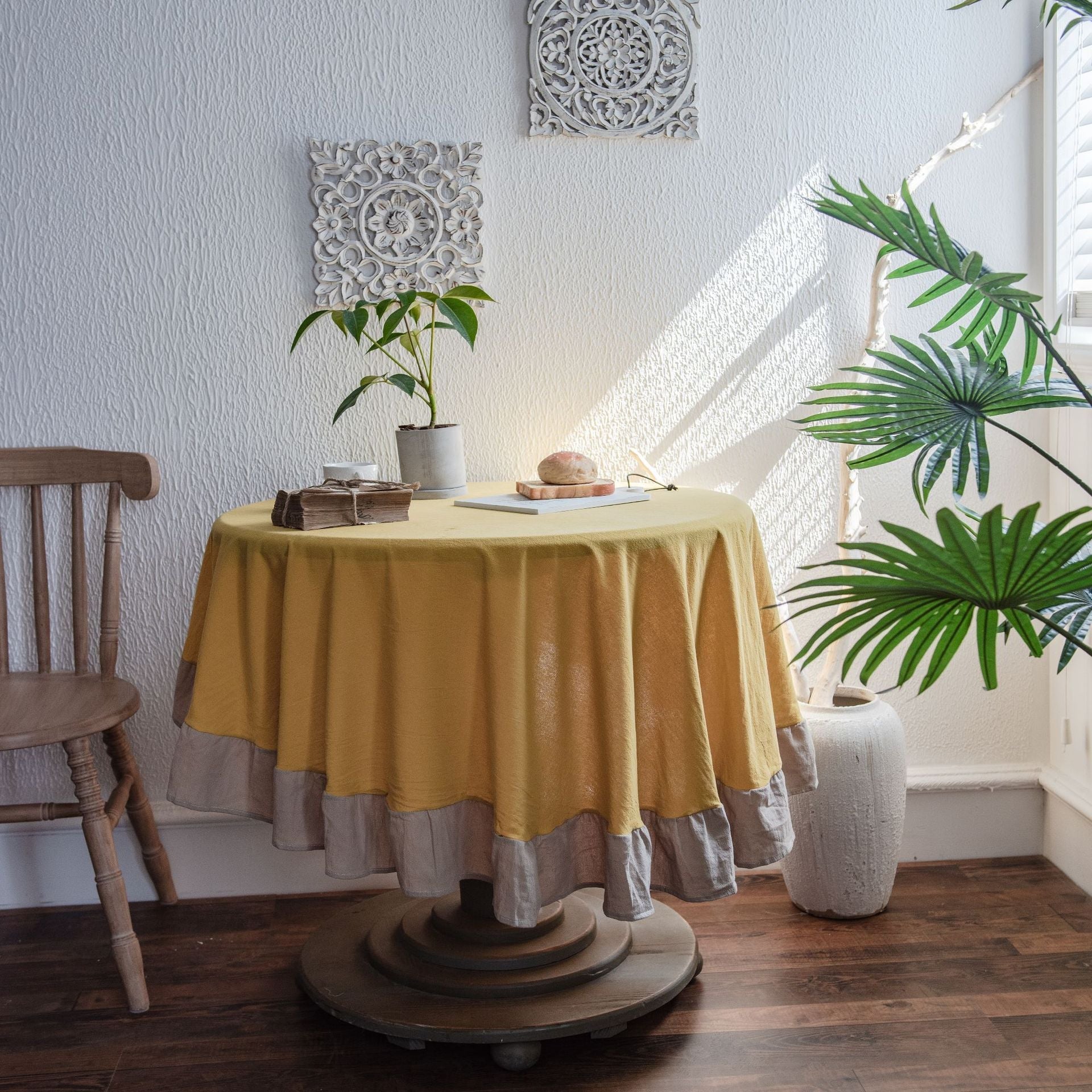 Rustic Parisian Table Cloth