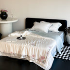 Silk Lily Bedding Set