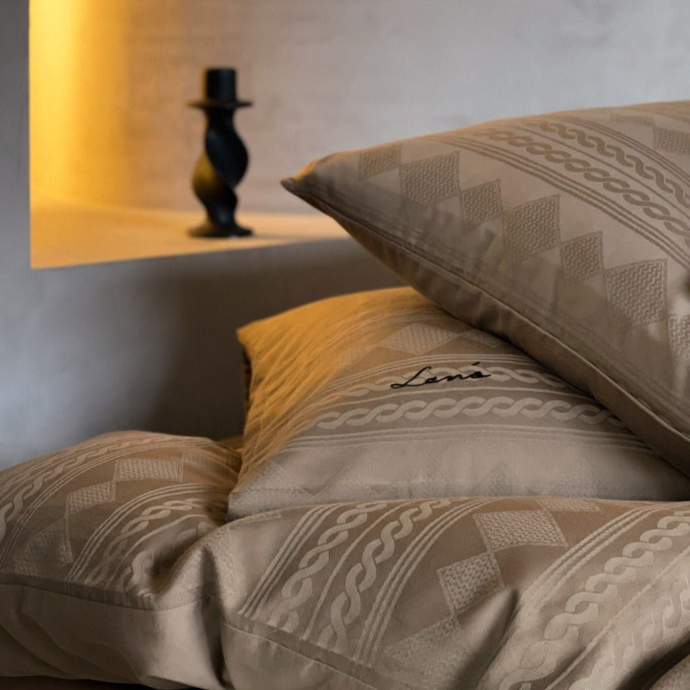 Sleek Modern Bedding Set