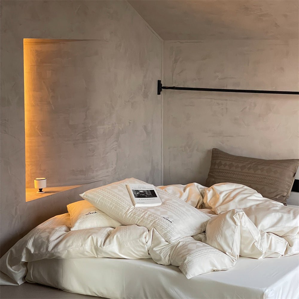 Sleek Modern Bedding Set