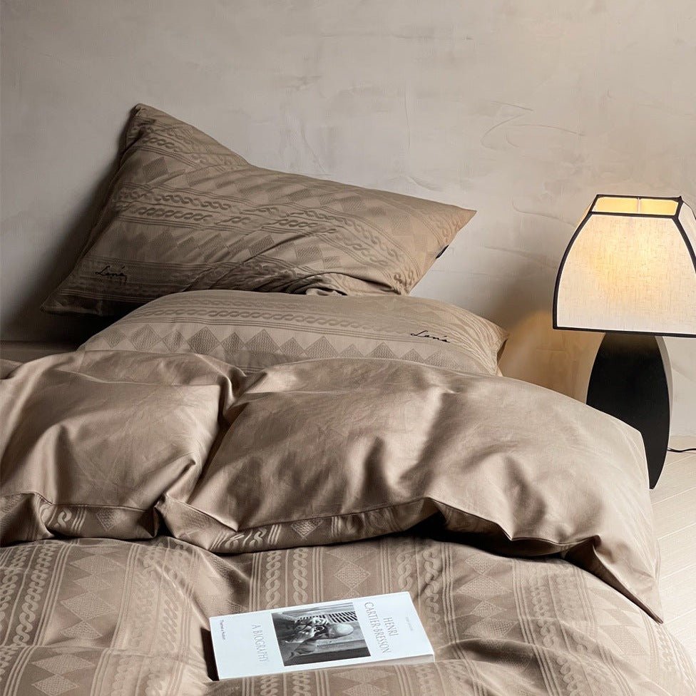Sleek Modern Bedding Set
