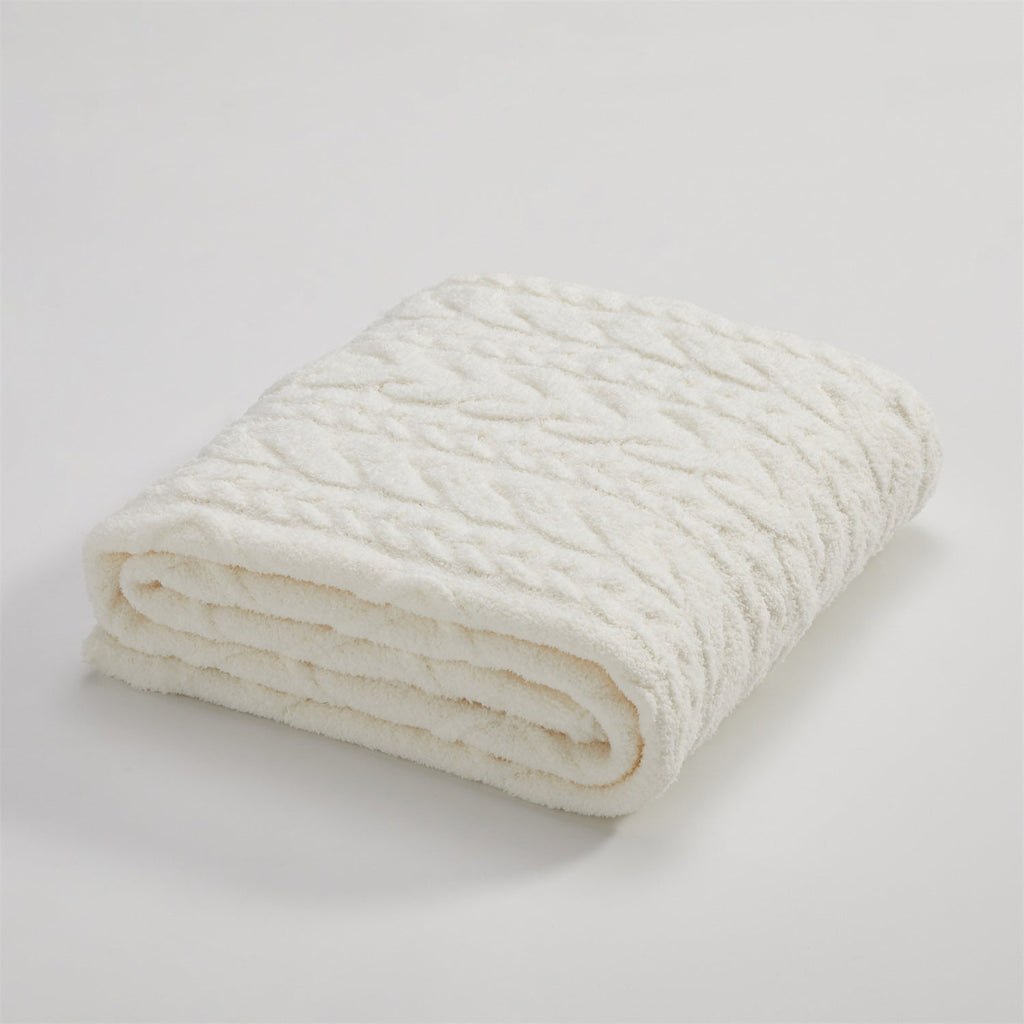 Snow White Cable Knit Blanket