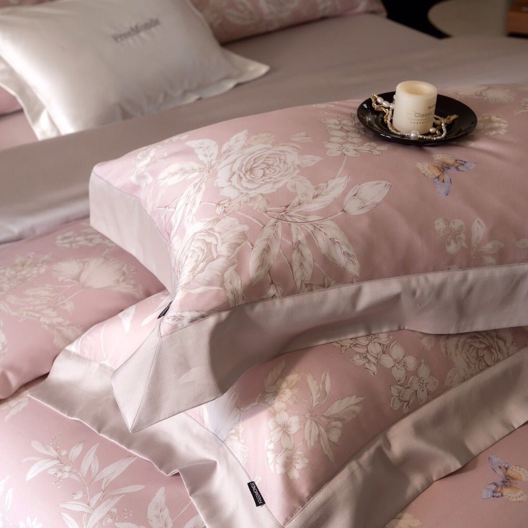 Soft Exquisite Botanicals Bedding Set