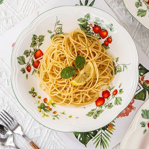 Strawberries Dinnerware