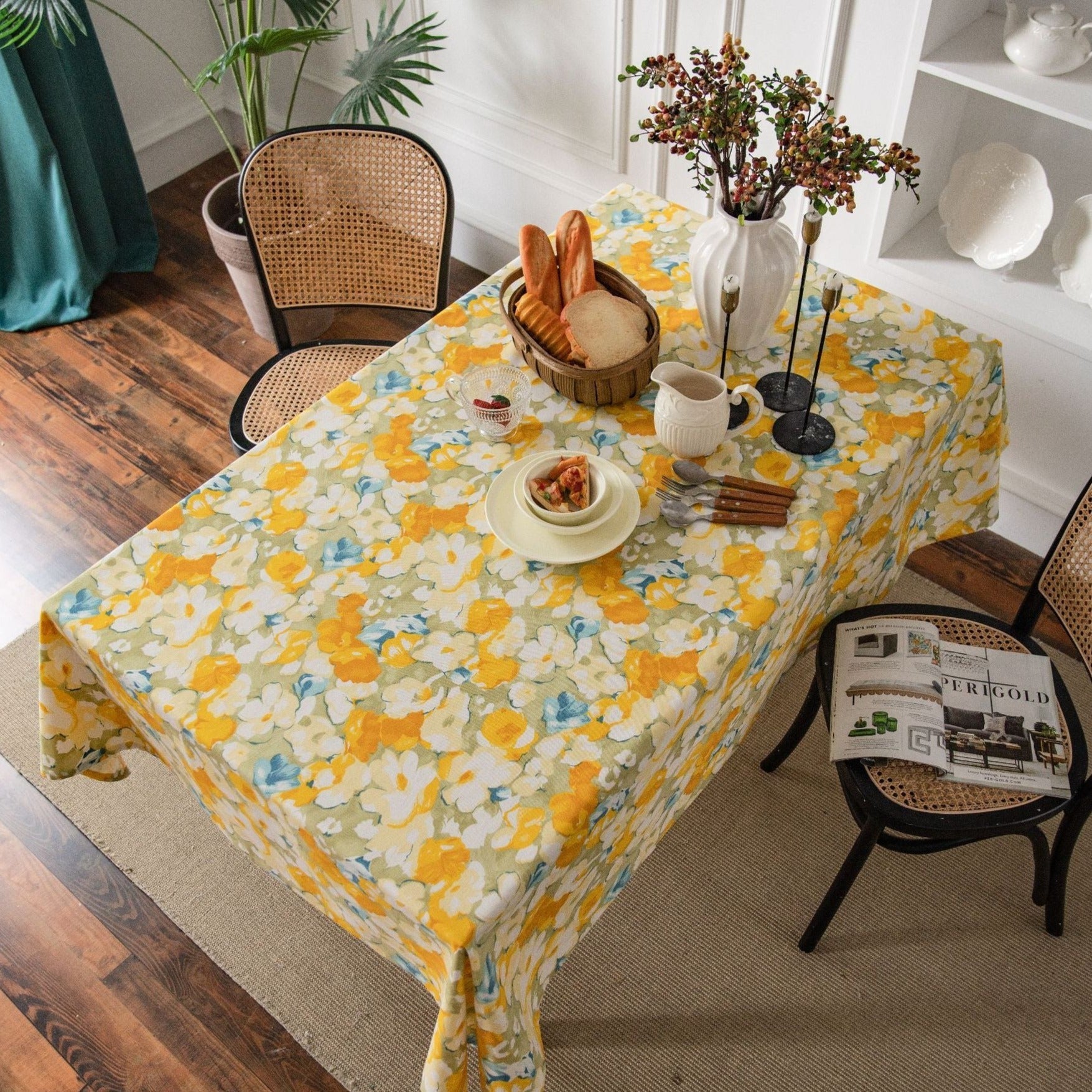 Sunny Garden Table Cloth