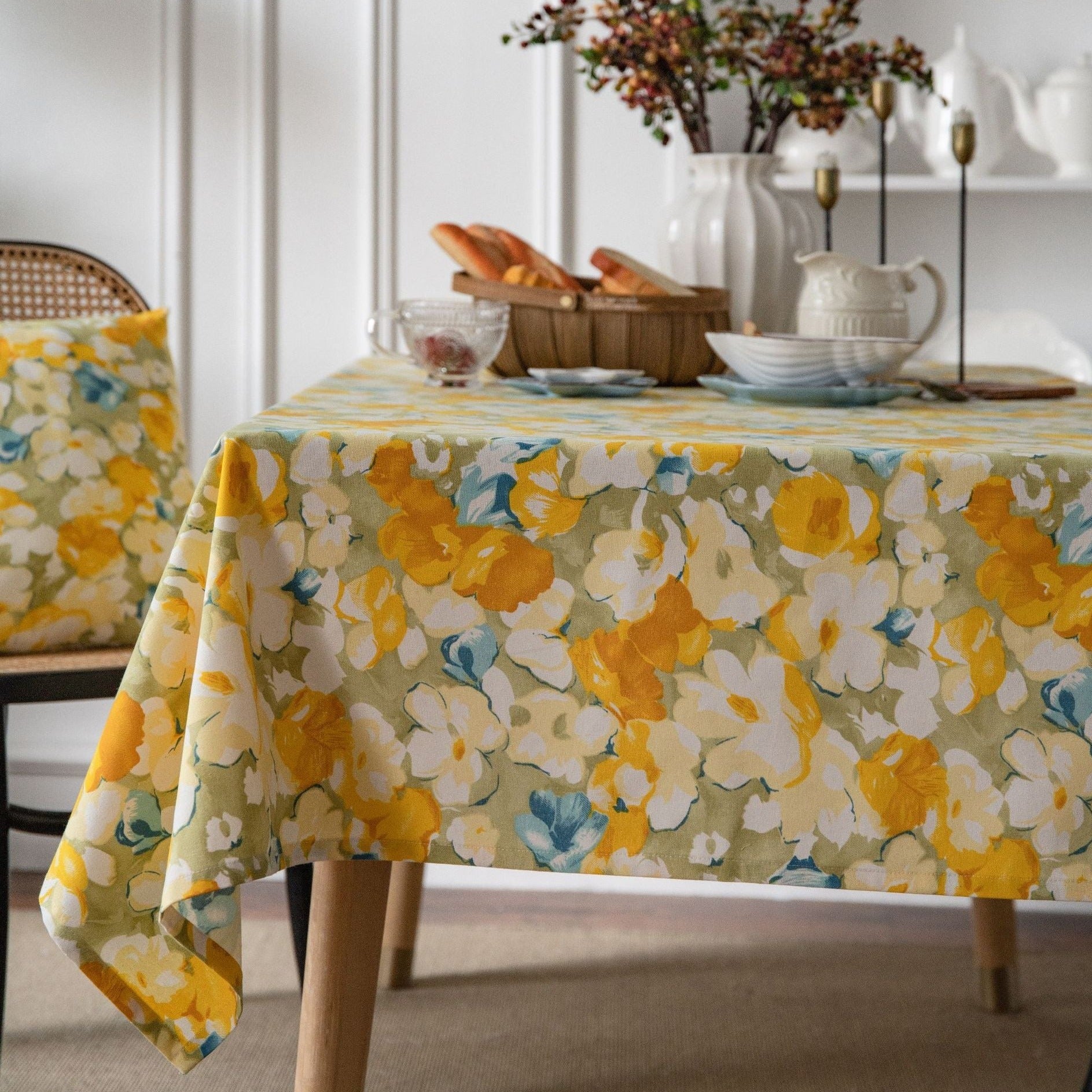 Sunny Garden Table Cloth