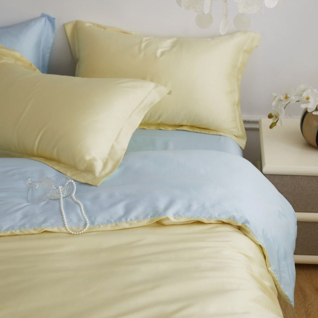 Sweet Baby Moon Bedding Set