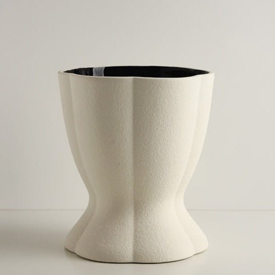 Tuber Rounds Ceramic Vase