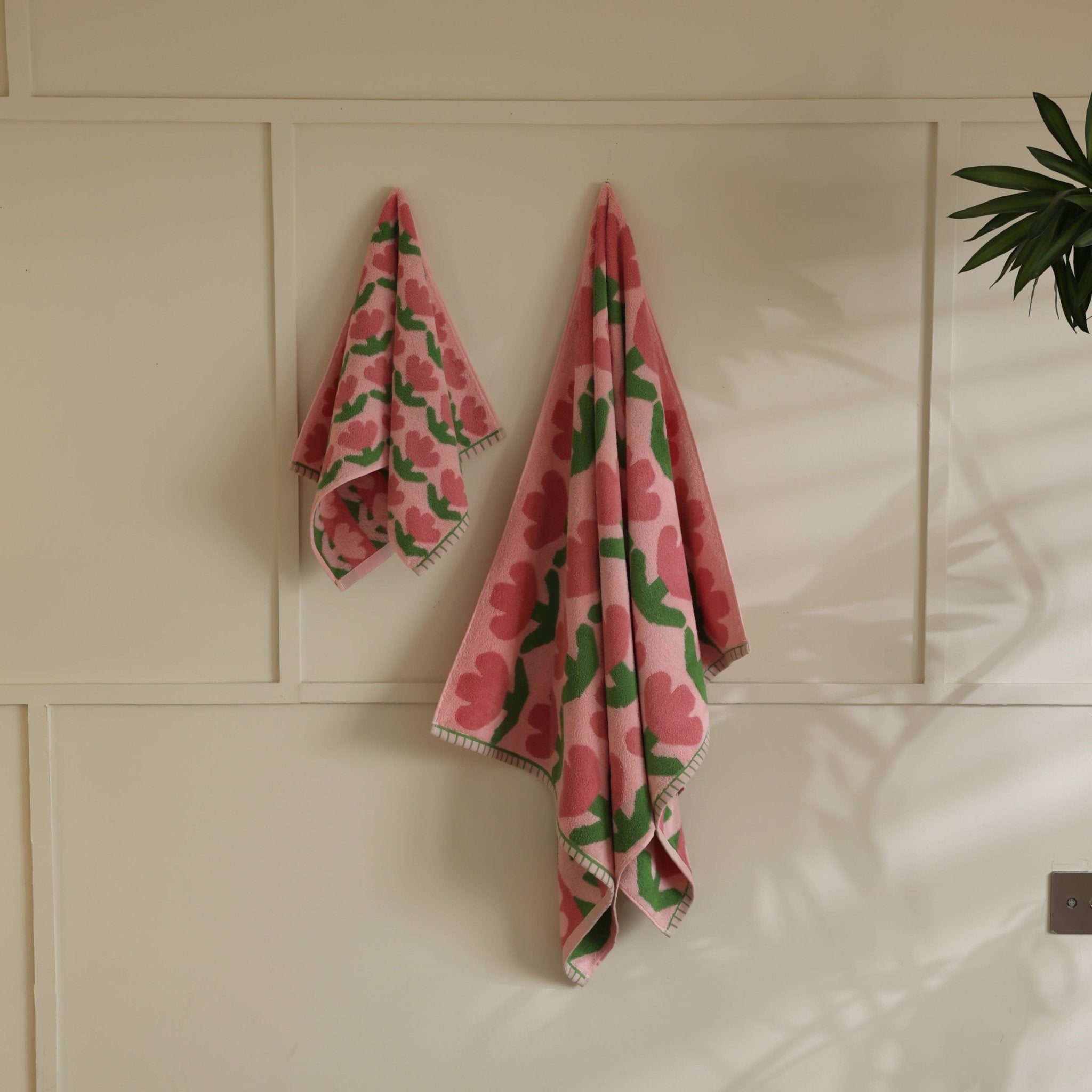Tulip Heart Towel