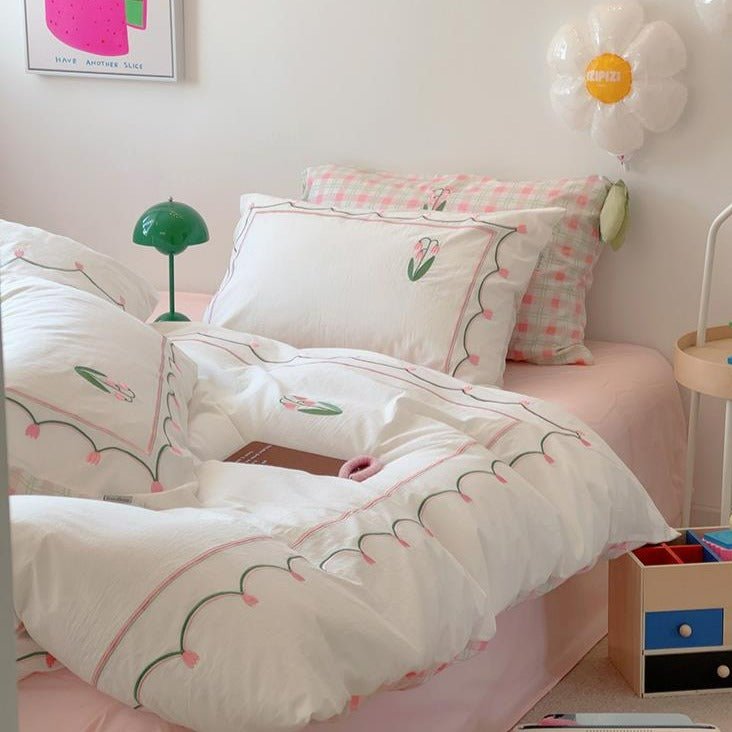 Tulip Reverie Bedding Set