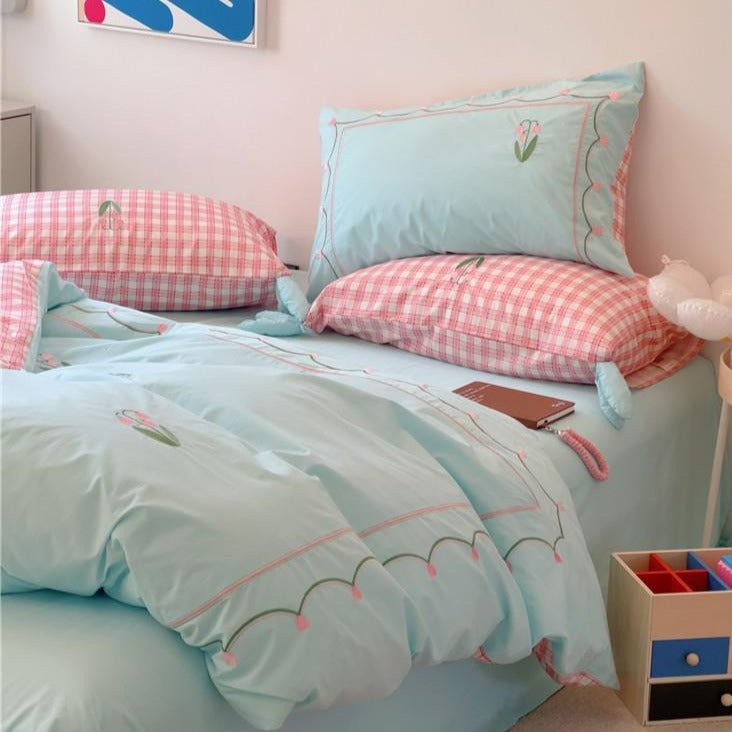 Tulip Reverie Bedding Set