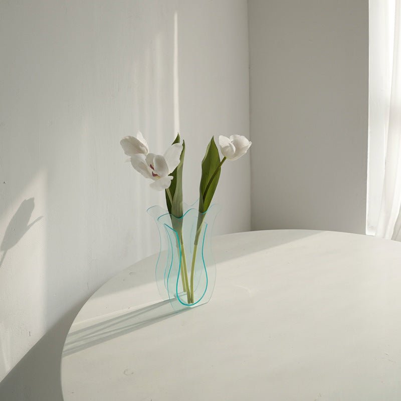 Tulip Transparent Acrylic Vase