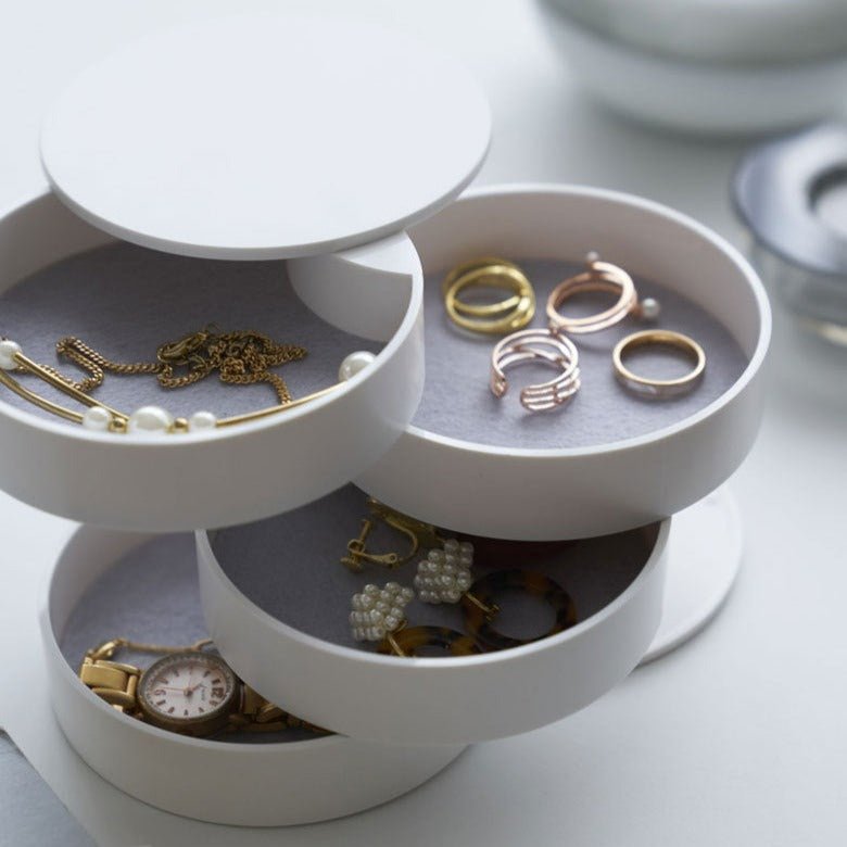 Twist Around Jewellry Organiser