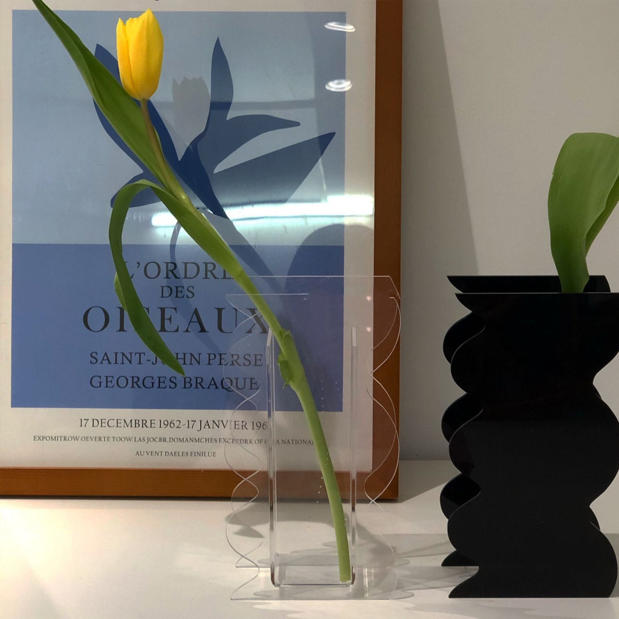 Wavy Acrylic Vase