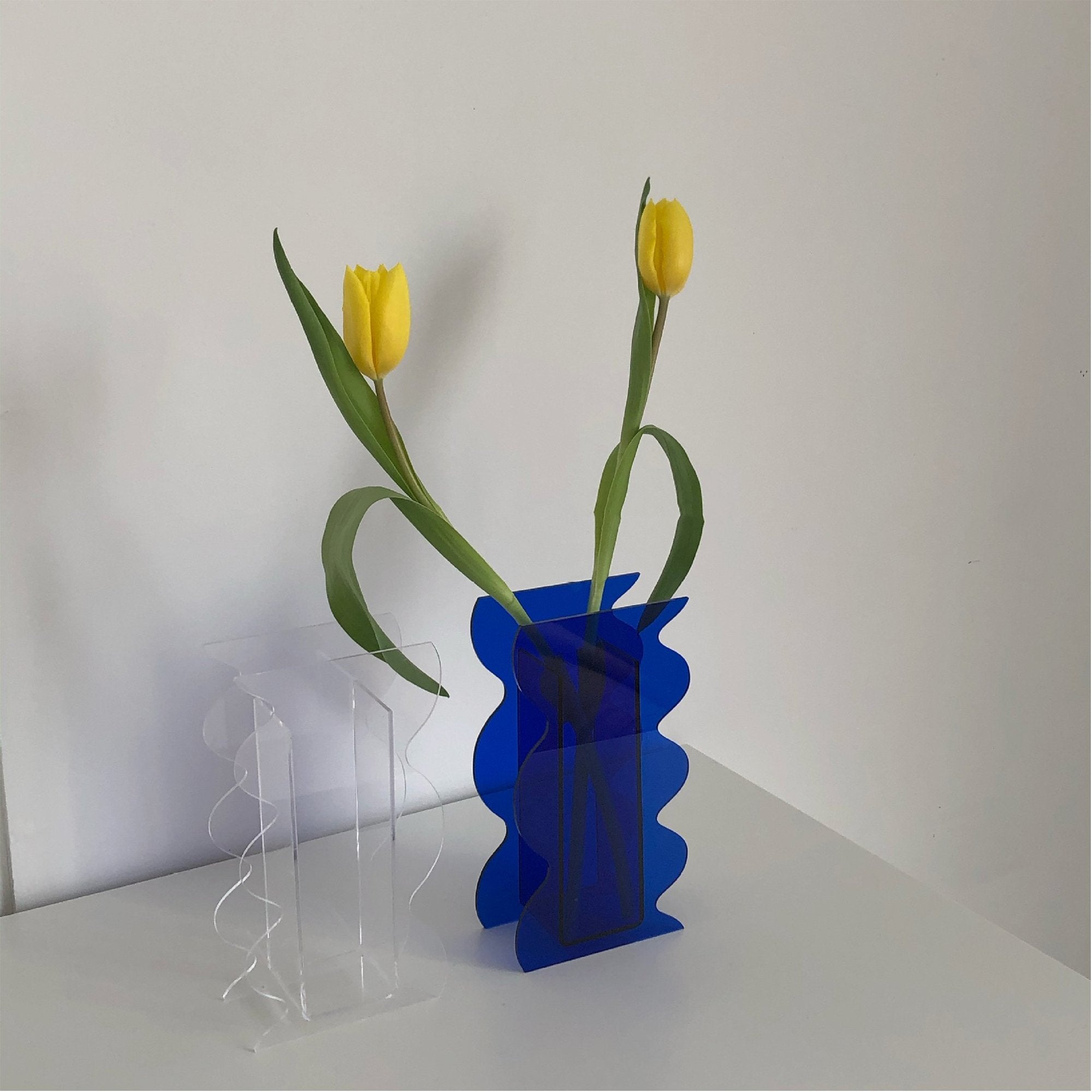 Wavy Acrylic Vase