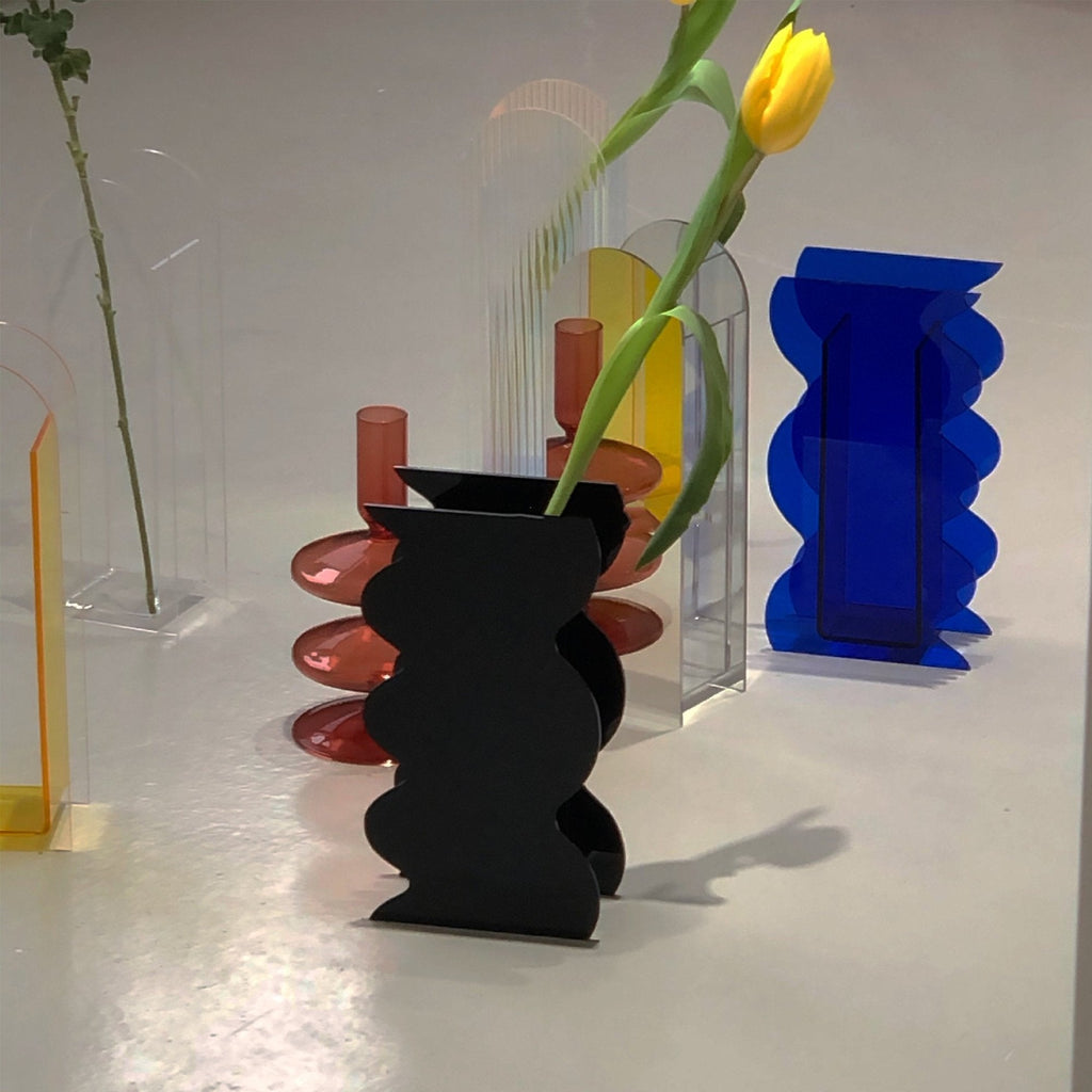 Wavy Acrylic Vase