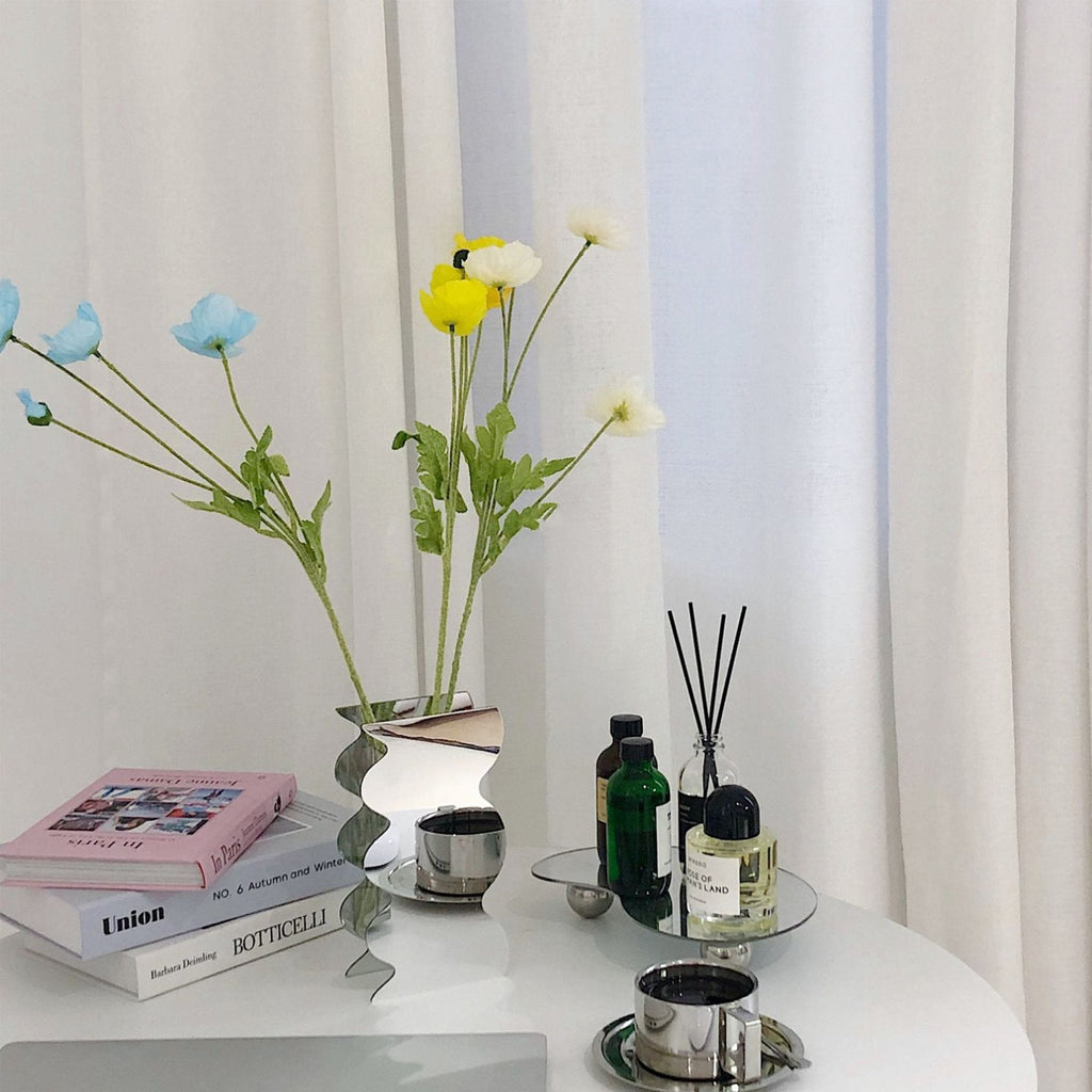 Wavy Acrylic Vase