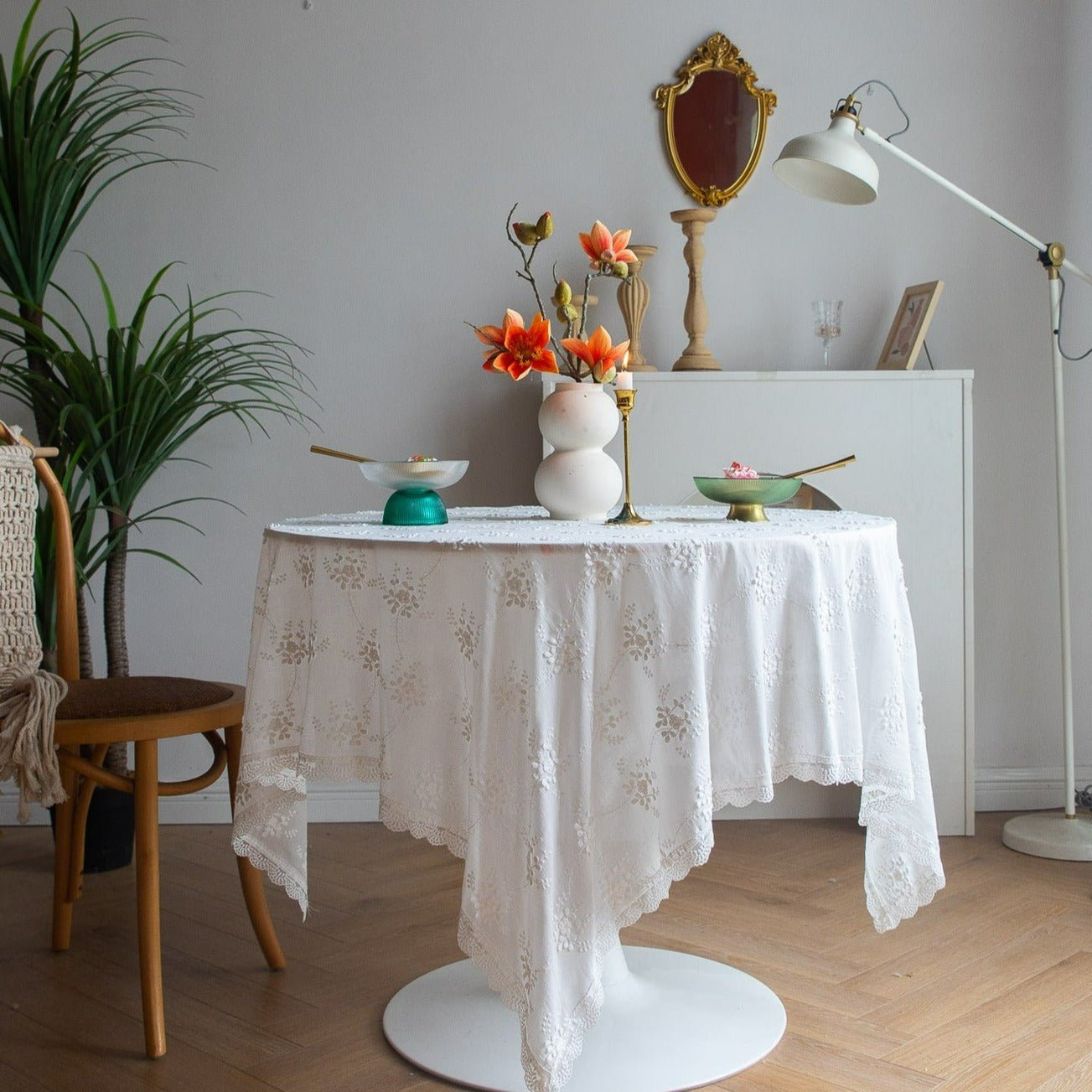 White Blossom Embroidered Lace Table Cloth