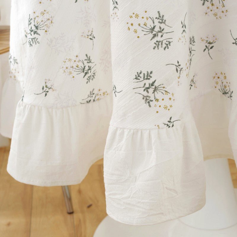 White Wildflower Round Table Cloth