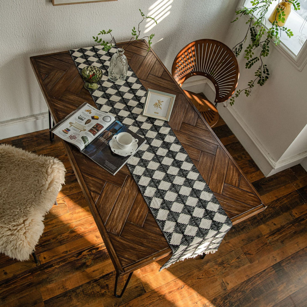 Woven Diamond Contrast Tassel Table Runner