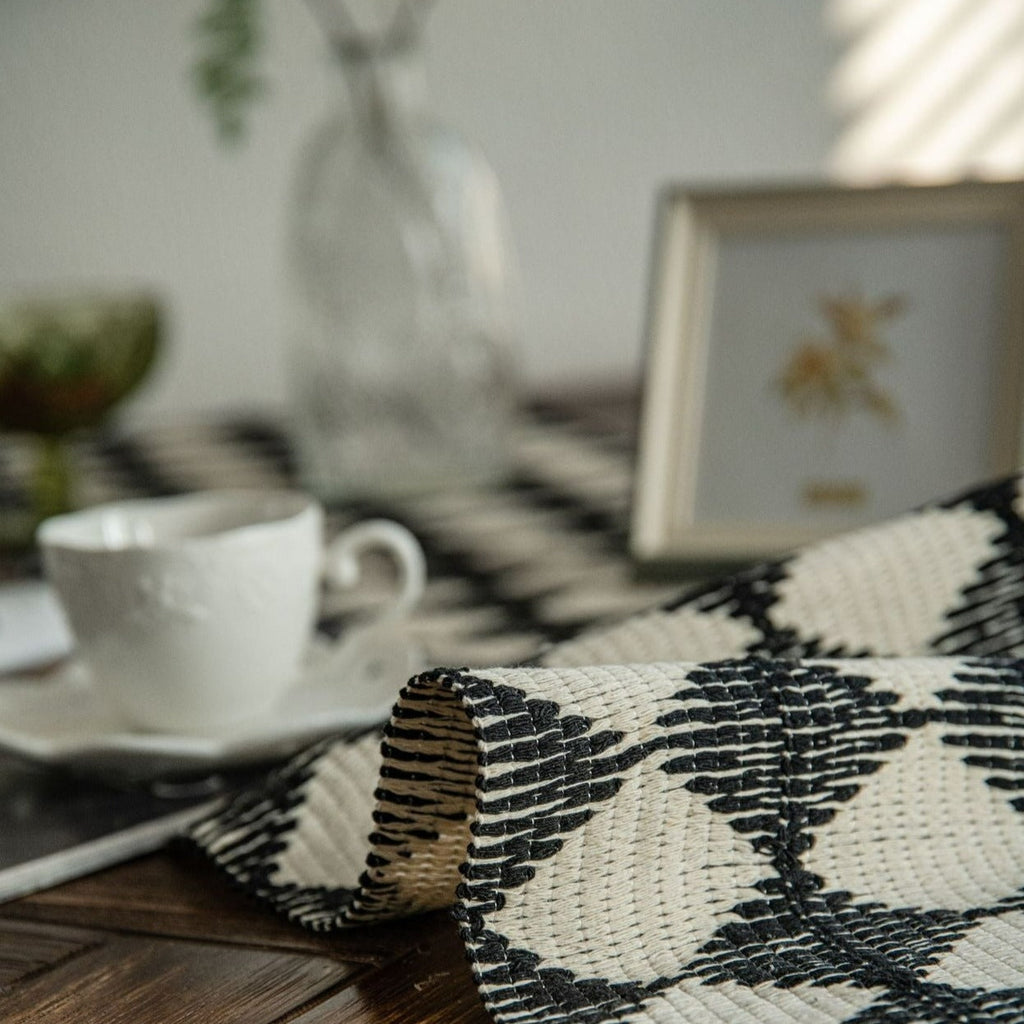 Woven Diamond Contrast Tassel Table Runner